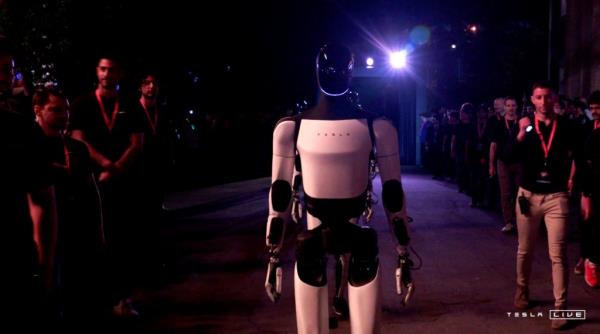 Tesla Optimus robot at event on Oct. 10, 2024.